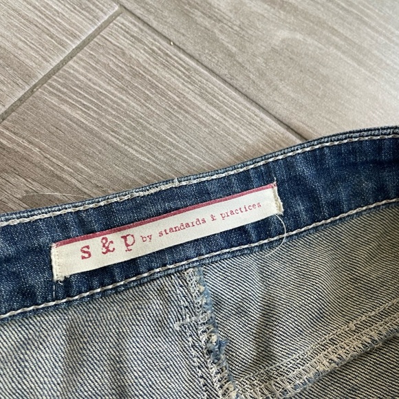 S&P Standards & Practices | Women’s Jean Shorts, Longer Length, Size 32••• - Picture 9 of 11
